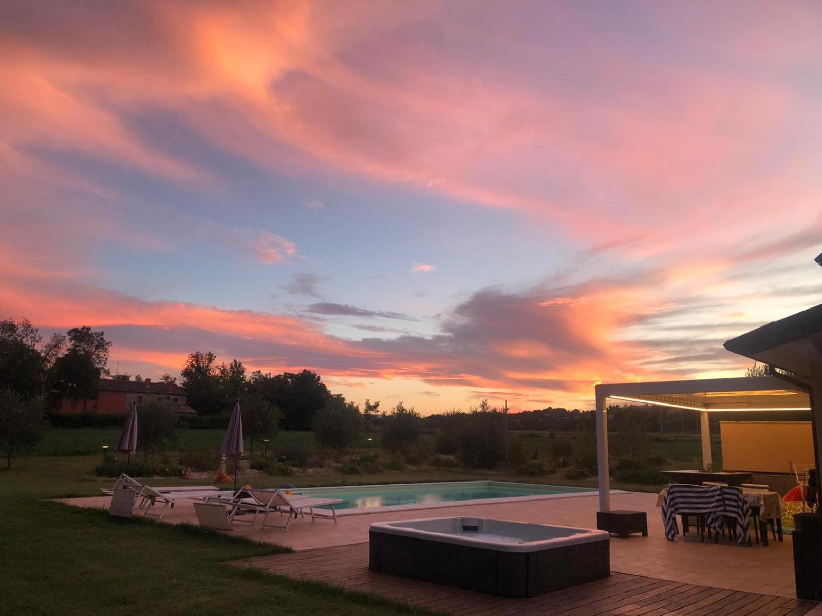 Relais Villa Sofia Calcinelli Luaran gambar
